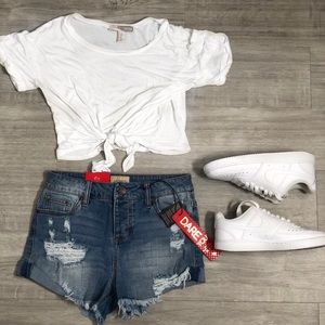 Festival Fun Denim Shorts - Medium Blue Wash